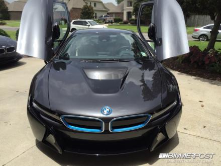 i8 Head On Doors Open.jpg